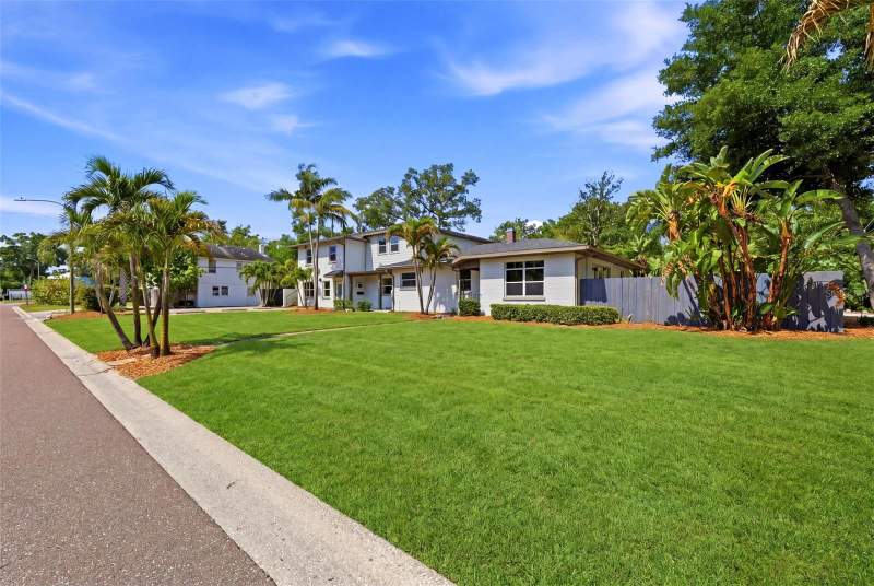 6 bedroom Single Family Residence at 3030 5th Street, Barnards Sub D E, St Petersburg — photo 4