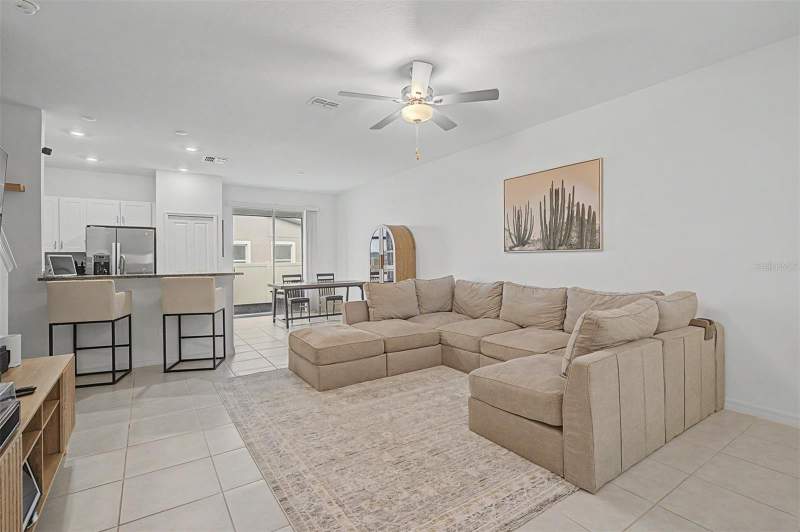 3 bedroom Townhouse at 10261 Honey Hammock Way, Mirada, San Antonio — photo 3