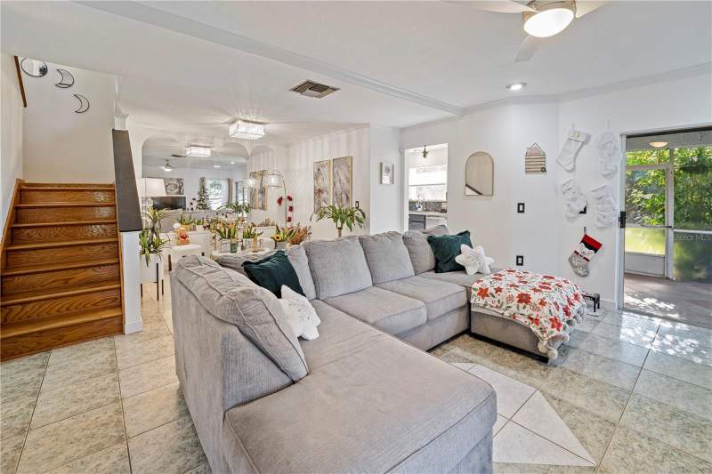 3 bedroom Townhouse at 2649 ALBION AVENUE, ROCKET CITY, ORLANDO — photo 4