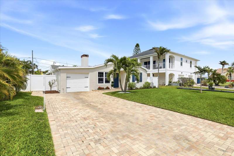 2 bedroom Single Family Residence at 105 3rd Street, Belleair Beach, Belleair Beach — photo 4