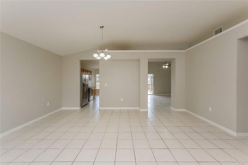 4 bedroom Single Family Residence at 1723 Westerly Dr, Providence Lakes Unit III Phas, Brandon — photo 3