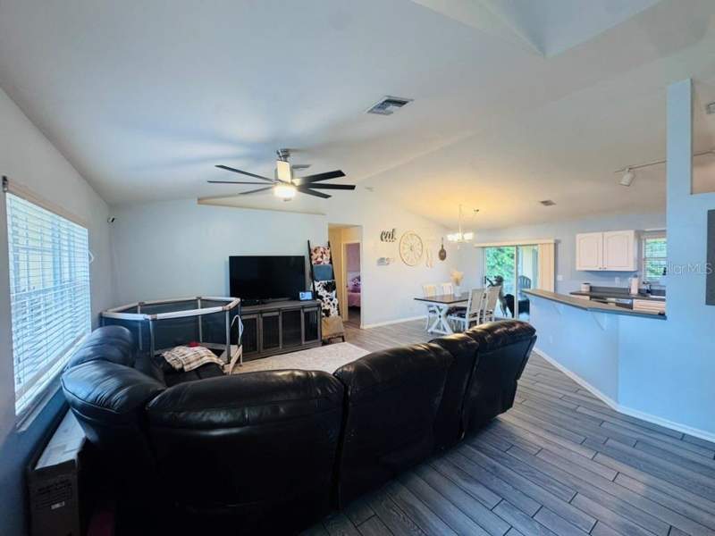 3 bedroom Single Family Residence at 22278 Priscilla Avenue, Port Charlotte Sec 050, Port Charlotte — photo 3