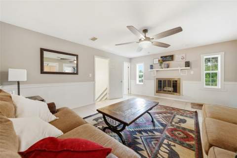 112 E Gardenia Street, Howey In The Hills FL - photo 13 of 47
