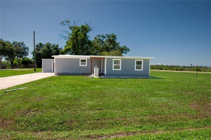 3 bedroom Mobile Home at 2269 SE Mooney Dr, Airport Estates, Arcadia — photo 2