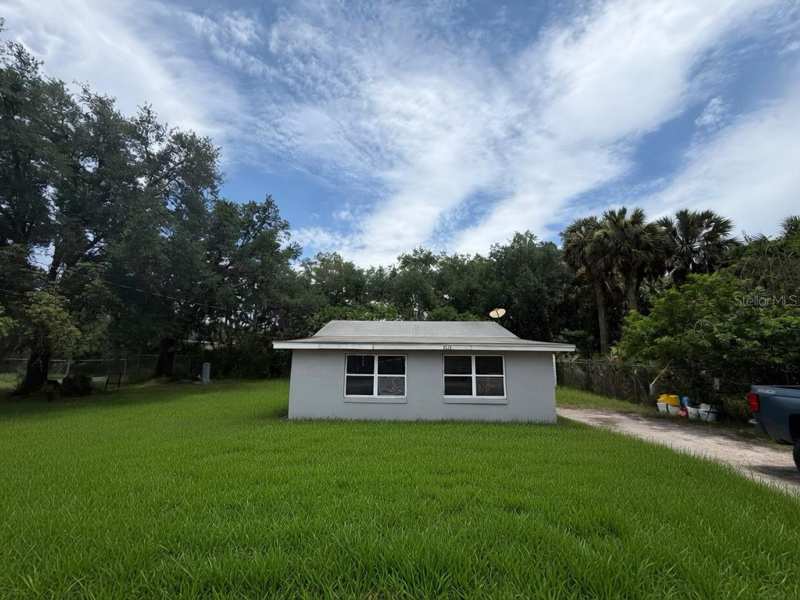 2 bedroom Single Family Residence at 3312 W 5th Street, Smiths M M, Sanford — photo 1