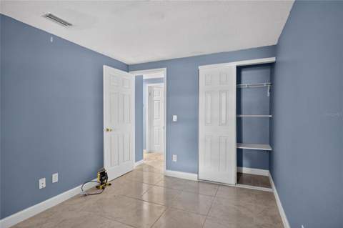 6711 Glen Forest Court, Tampa FL - photo 17 of 45