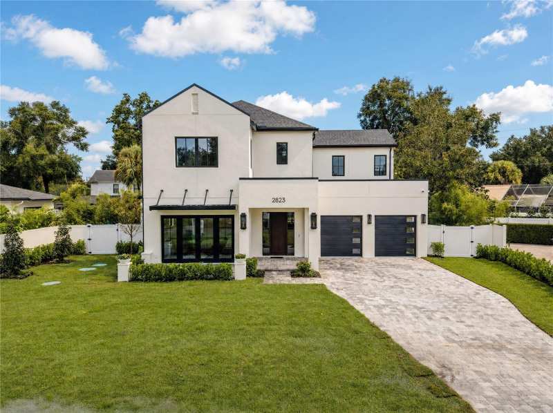 5 bedroom Single Family Residence at 2823 Parkland Circle, Lake Forest Park, Winter Park — photo 1