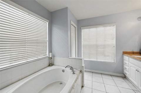 15110 Heronglen Drive, Lithia FL - photo 17 of 30