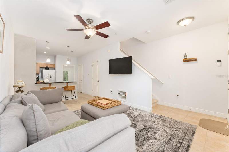2 bedroom Condominium at 2946 SW 35th Place #42, Chase Hollow Llc Ph 3, Gainesville — photo 2