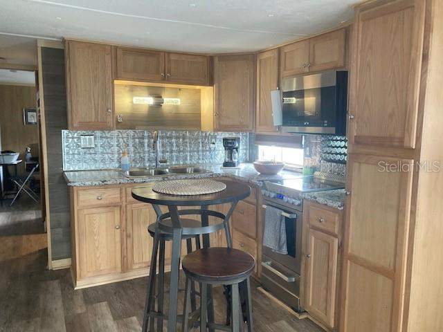 1 bedroom Mobile Home at 800 32nd Avenue #227, Lakeshore Mobile Home Park Sub, St Petersburg — photo 5