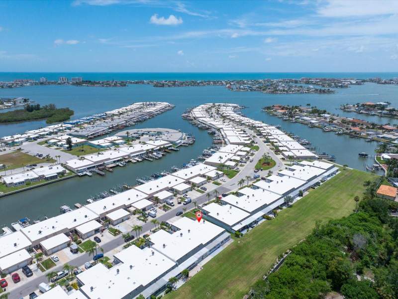 Boca Ciega Point East