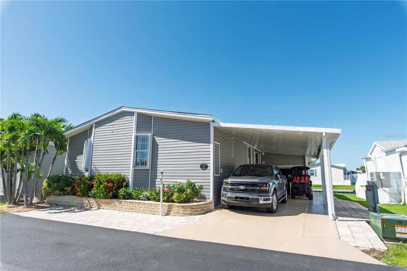 2 bedroom Manufactured Home at 35 Emden Circle, Windmill Village, Punta Gorda — photo 1