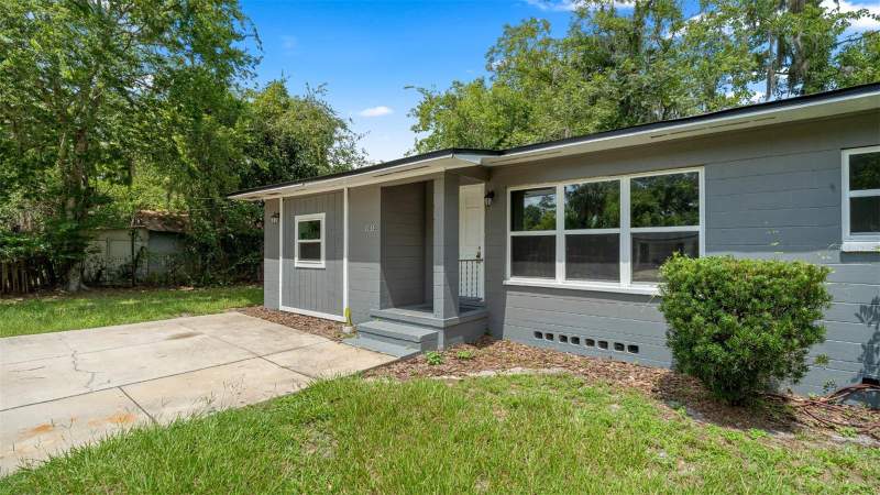 3 bedroom Single Family Residence at 1015 SE 10th Terrace, Goss 1st Add To Gv, Gainesville — photo 3