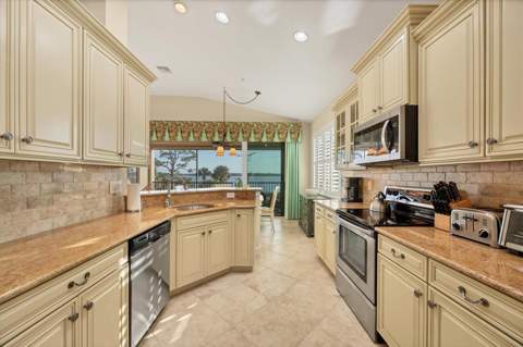 4746 Club Drive #202, Port Charlotte FL - photo 15 of 56