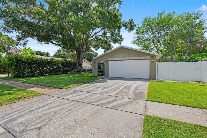 2 bedroom Single Family Residence at 12431 DEL VERDE DRIVE, CUMBERLAND PARK 1ST ADD, LARGO — photo 3