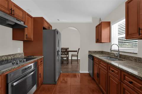 762 Toulon Drive, Kissimmee FL - photo 9 of 32