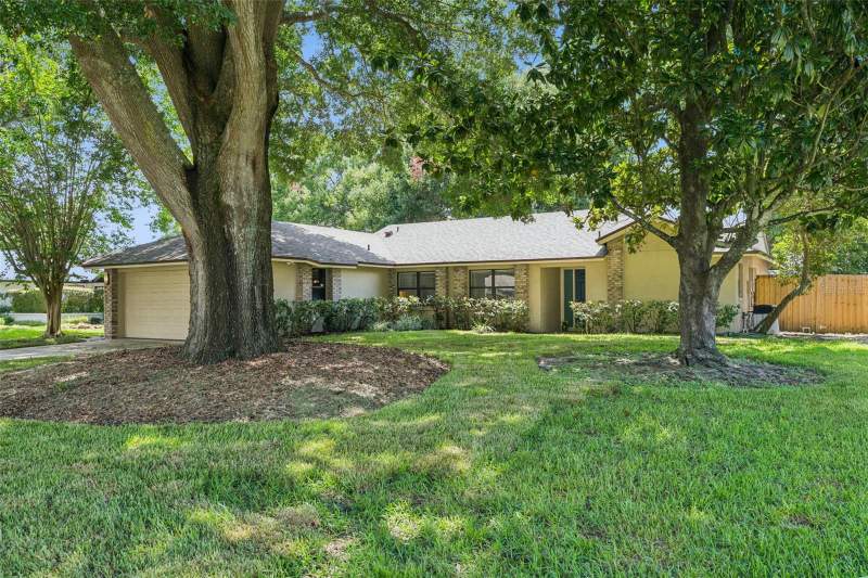 3 bedroom Single Family Residence at 9433 PALM TREE DRIVE, SILVER WOODS PH 03, WINDERMERE — photo 1