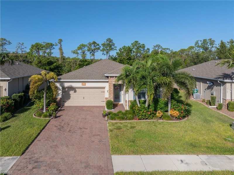 3 bedroom Single Family Residence at 3161 Amadora Circle, Entrada, Cape Coral — photo 1
