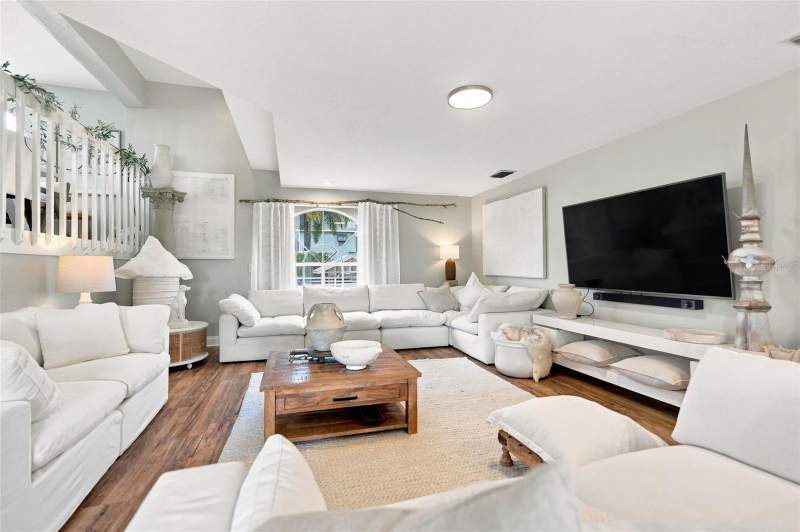 3 bedroom Townhouse at 11722 Currie Lane #J1, Caribbean Cove, Largo — photo 5