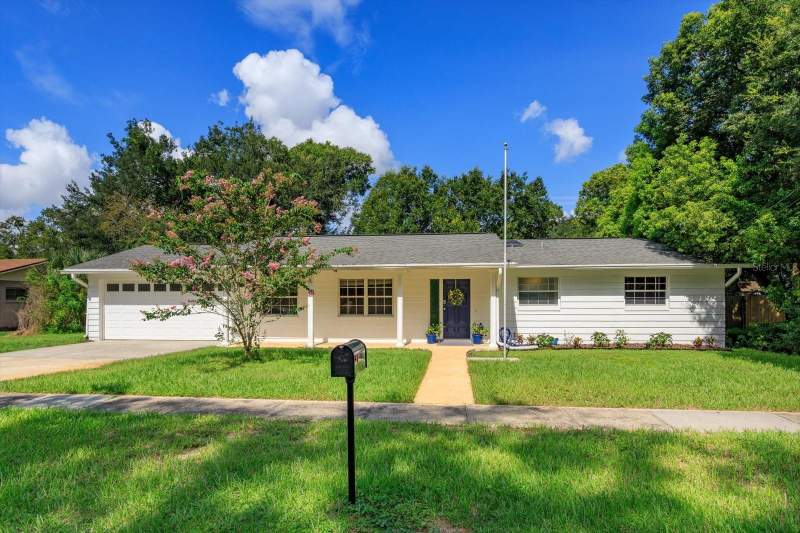 6412 STOCKBRIDGE AVENUE home for sale in Belle Isle Estates