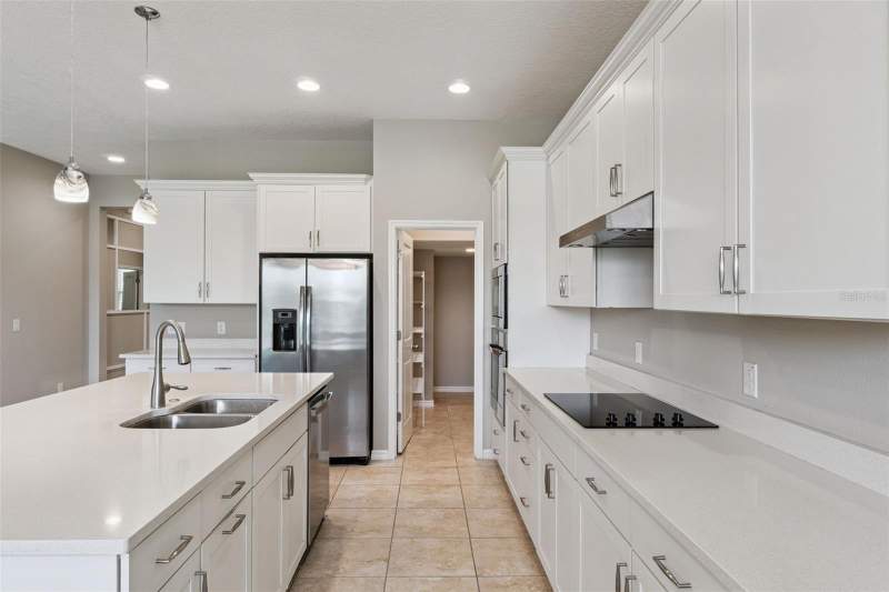 4 bedroom Single Family Residence at 5317 Jubiloso Drive, Sola Vista, St Cloud — photo 3