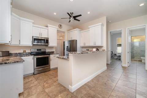 3137 SE 8th Avenue, Cape Coral FL - photo 6 of 6