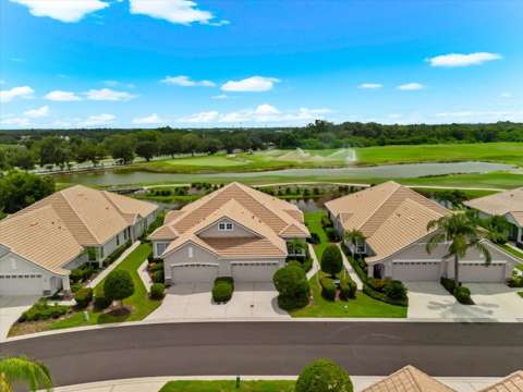 6942 Woodmore Terrace, home for sale in Lakewood Ranch 34202