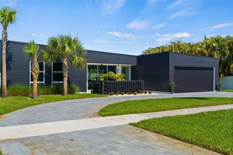 1304 Indian Rocks Road, home for sale in Belleair 33756