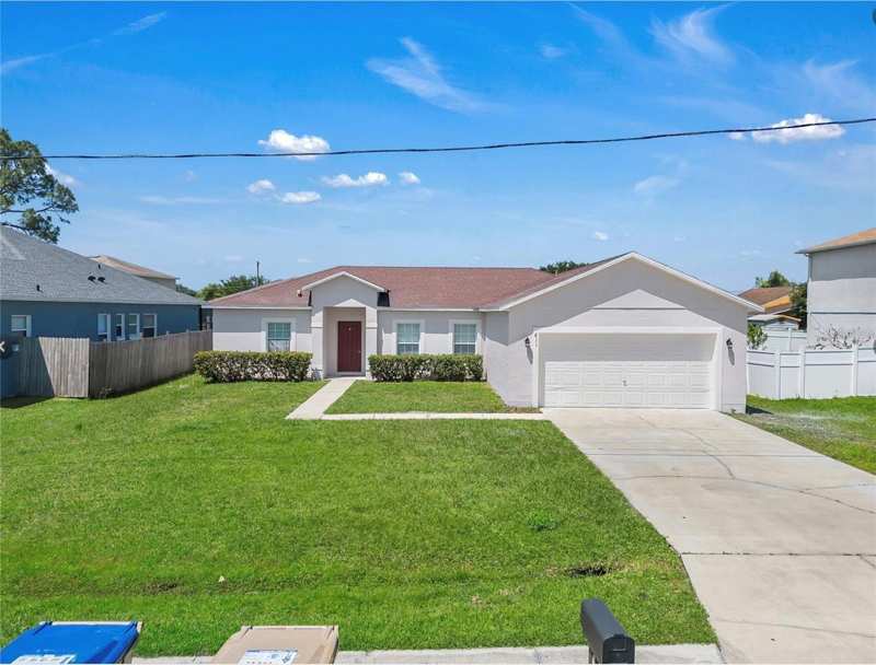 3 bedroom Single Family Residence at 611 Elbridge Drive, Poinciana Village 2 Nbhd 3, Kissimmee — photo 1