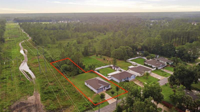 3 bedroom Single Family Residence at 520 S Shell Road, Riverside Estates, Deland — photo 3