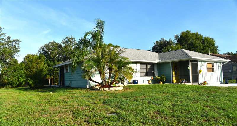 3 bedroom Single Family Residence at 335 Harbor Boulevard, Port Charlotte Sec 033, Port Charlotte — photo 1