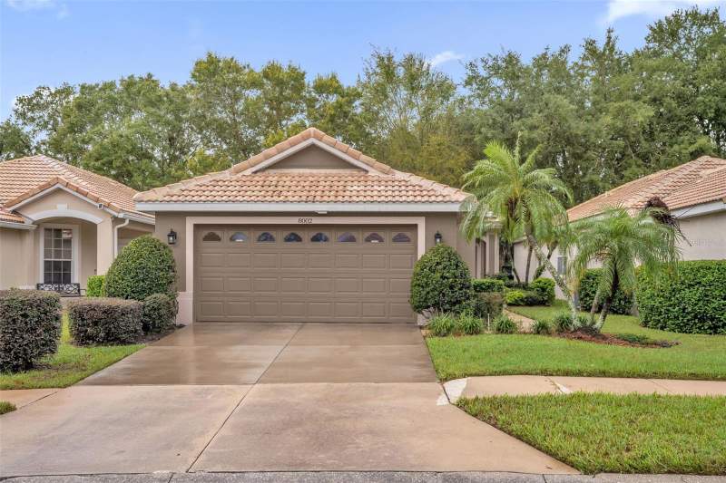 3 bedroom Single Family Residence at 8002 Saint Andrews Way, Country Club/Mount Dora Ph Ii-, Mount Dora — photo 2