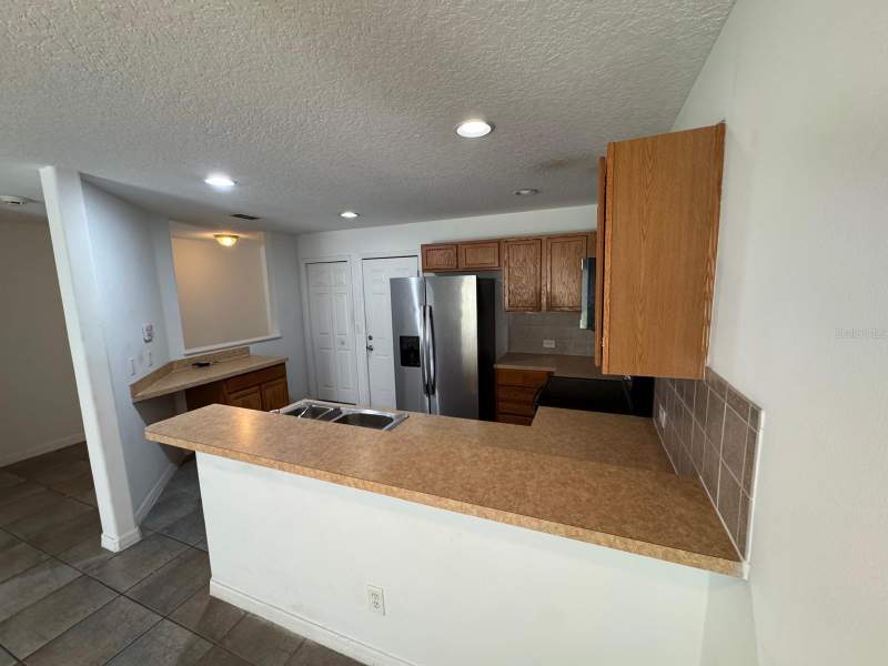 3 bedroom Townhouse at 561 CRESTING OAK CIRCLE #86, OAKCREST/SOUTHMEADOWPH N, ORLANDO — photo 4