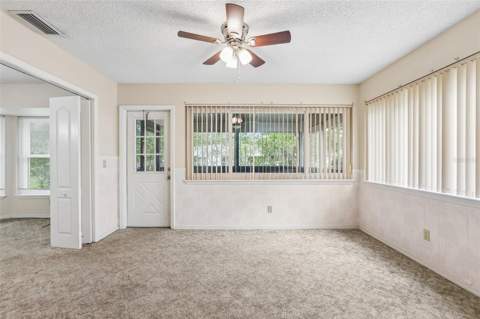 6540 Foxmoor Drive, Zephyrhills FL - photo 12 of 38