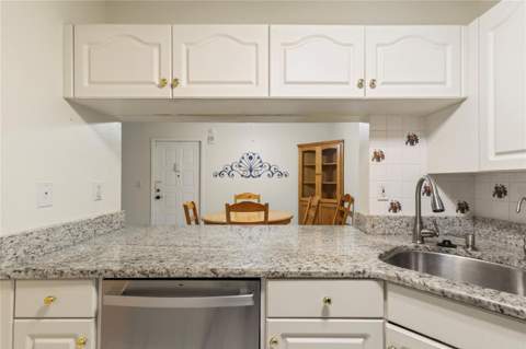 3232 Lake Pine Way #B1, Tarpon Springs FL - photo 6 of 28