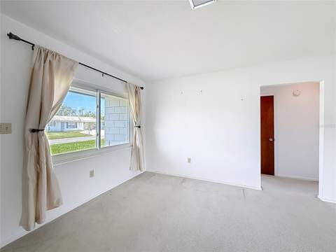 13225 Country Club Drive, Tavares FL - photo 9 of 60