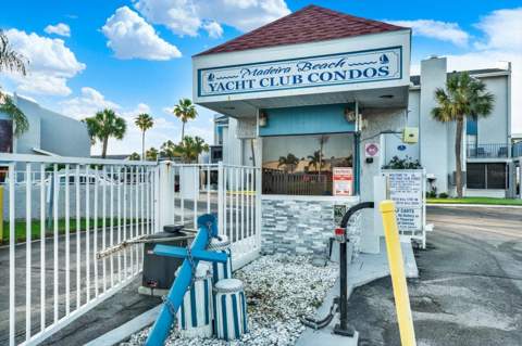 169 Medallion Boulevard #E, Madeira Beach FL - photo 22 of 43
