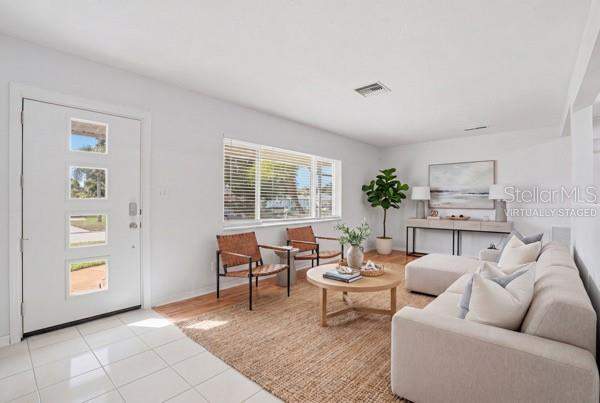 3 bedroom Single Family Residence at 5091 35th Terrace, Brentwood Heights, St Petersburg — photo 3