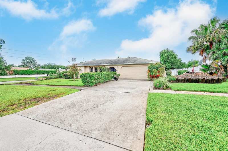 4 bedroom Single Family Residence at 2993 Meadow Wood Drive, Countryside Tr 55, Clearwater — photo 1