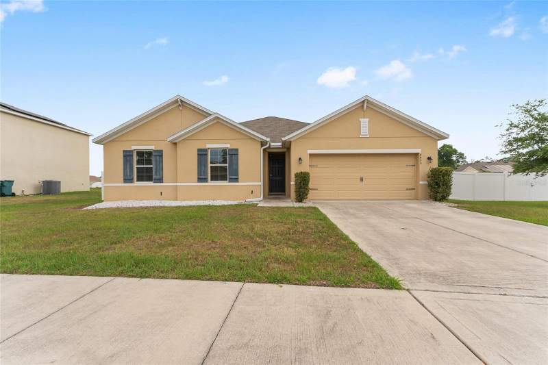 4 bedroom Single Family Residence at 4495 NE 29th Street, Oak Hill Plantation Ph I, Ocala — photo 2