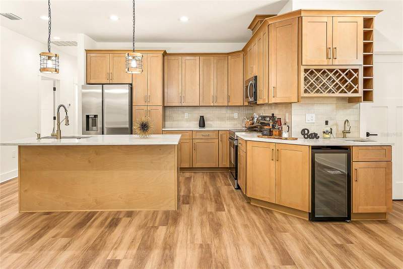 4 bedroom Single Family Residence at 2922 W Giddens Avenue, Avondale, Tampa — photo 5