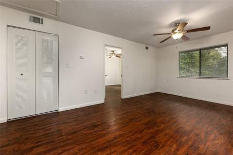 83 SE 16th Avenue #E202, Gainesville FL - photo 9 of 20
