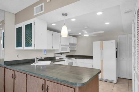 1655 S Highland Avenue #J194, Clearwater FL - photo 9 of 52