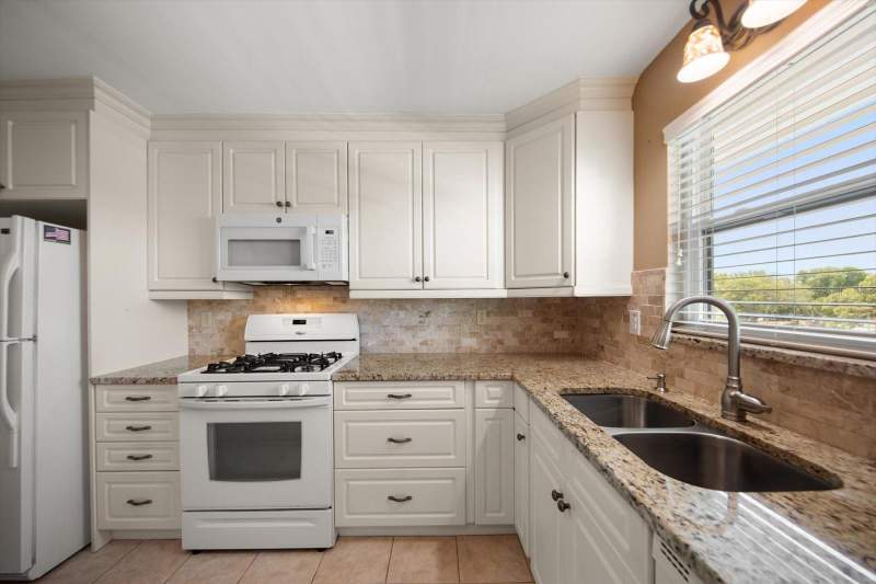 2 bedroom Condominium at 5970 80th Street #411, Terrace Park Of Five Towns, St Petersburg — photo 4
