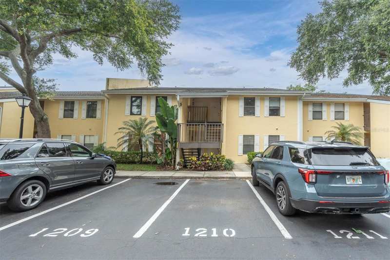3 bedroom Condominium at 3001 58th Avenue #1211, Arbor Grove Condo, St Petersburg — photo 1