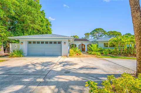 656 Mehlenbacher Road, home for sale in Belleair 33756