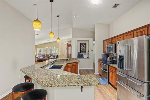 631 4th Avenue, Safety Harbor FL - photo 9 of 46
