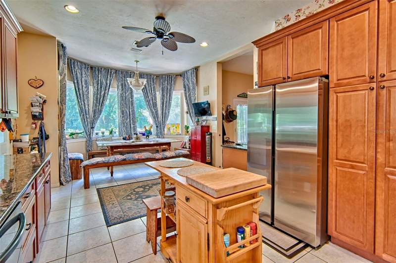 4 bedroom Single Family Residence at 15522 SW 75th Street, Archer, Archer — photo 4