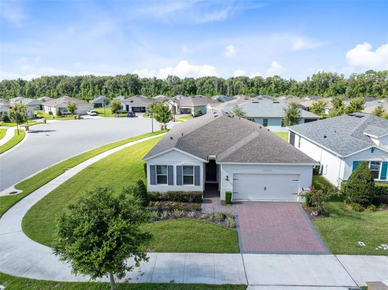 4 bedroom Single Family Residence at 17782 Blazing Star Circle, Palms At Serenoa, Clermont — photo 3