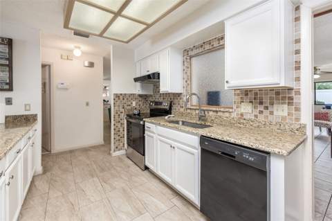7 Perkins Lane, Palm Coast FL - photo 13 of 58